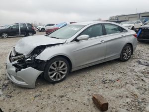 Hyundai Sonata SE 2.4L 4 2013