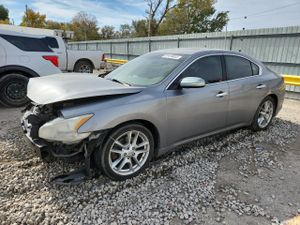 Nissan Maxima S 3.5L 6 2009