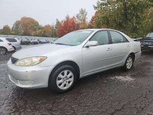 Toyota Camry LE 3.0L 6 2005