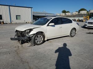 Nissan Altima BASE 2.5L 4 2011