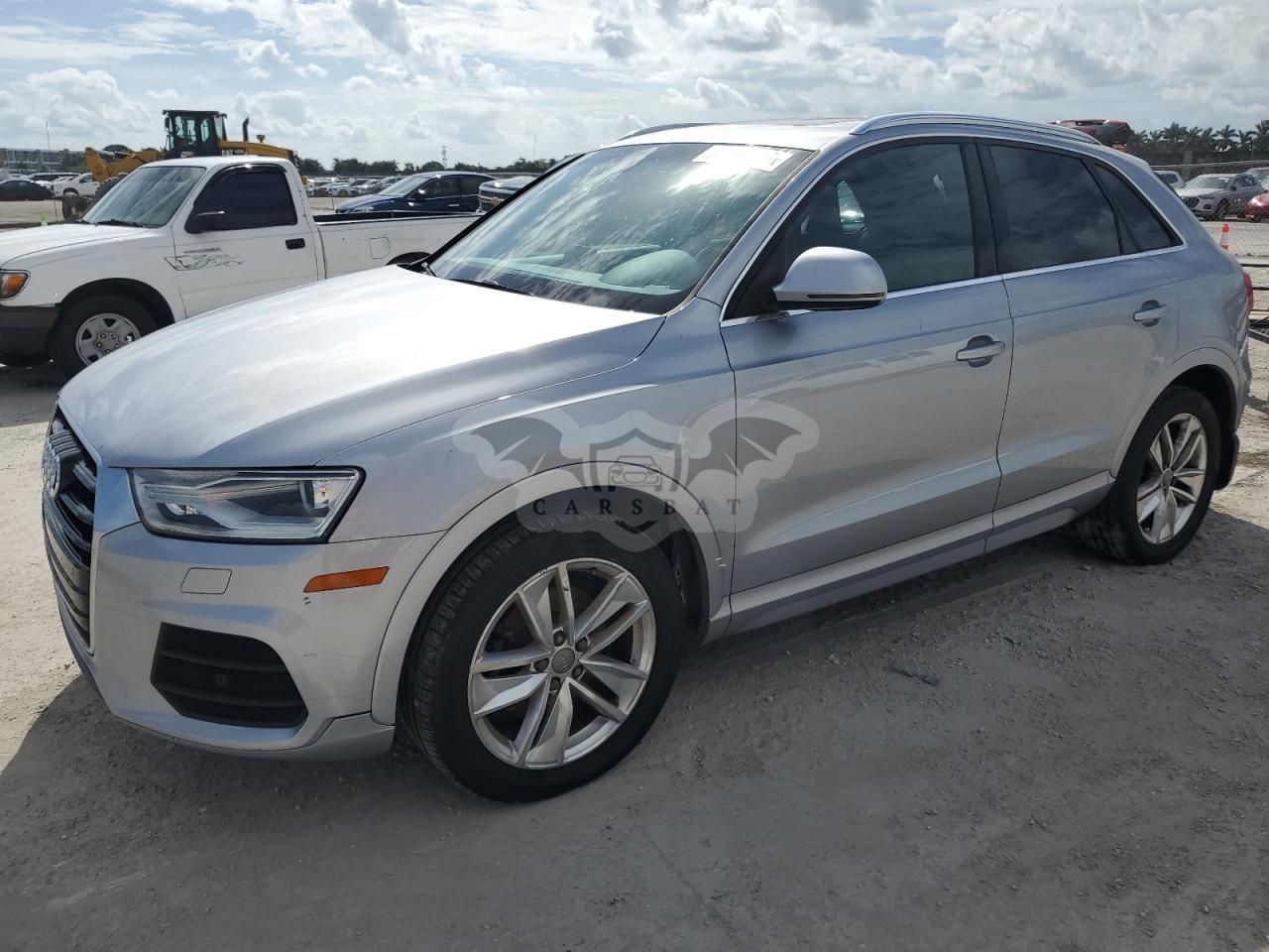 Audi Q3 PREMIUM PLUS 2.0L 4 2016
