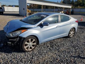 Hyundai Elantra GLS 1.8L 4 2013