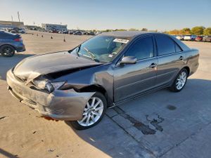 Toyota Camry LE 2.4L 4 2005