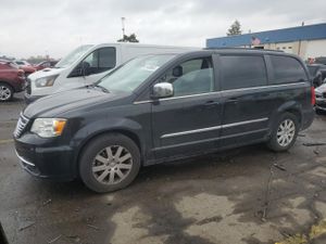 Chrysler Town & Country TOURING L 3.6L 6 2011