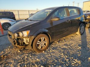 Chevrolet Aveo (Sonic) LT 1.4L 4 2012