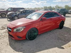 Mercedes-Benz CLA 250 2.0L 4 2015