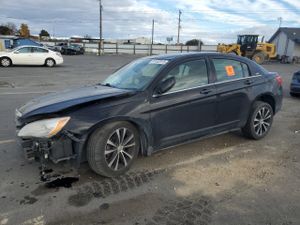 Chrysler 200 TOURING 2.4L 4 2013
