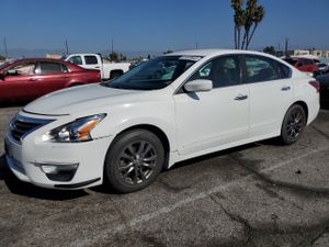 Nissan Altima 2.5 2.5L 4 2015