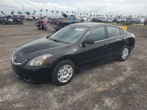 Nissan Altima BASE 2.5L 4 2011
