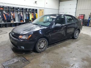 Ford Focus SE 2.0L 4 2010
