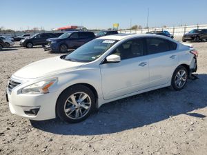 Nissan Altima 2.5 2.5L 4 2015