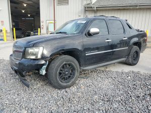 Chevrolet Avalanche LTZ 5.3L 8 2012