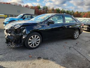 Toyota Camry LE 2.5L 4 2015