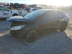 Ford Focus SE 2.0L 4 2014