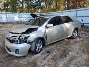 Toyota Corolla BASE 1.8L 4 2012