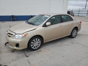 Toyota Corolla BASE 1.8L 4 2012