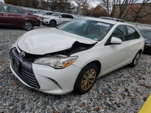 Toyota Camry LE 2.5L 4 2015