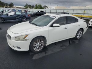 Nissan Maxima S 3.5L 6 2011