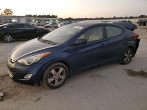 Hyundai Elantra GLS 1.8L 4 2013