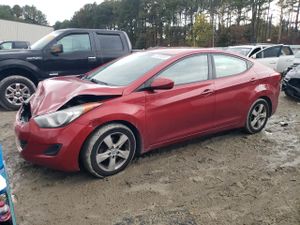 Hyundai Elantra GLS 1.8L 4 2013