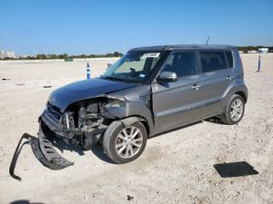 Kia Soul + 2.0L 4 2012