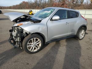 Nissan Juke S 1.6L 4 2013