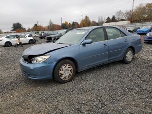 Toyota Camry LE 2.4L 4 2002