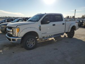 Ford F-250 SUPER DUTY 6.7L 8 2017