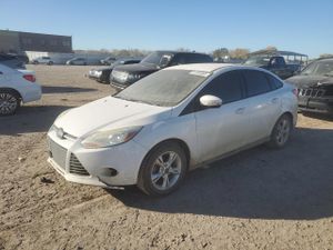 Ford Focus SE 2.0L 4 2013