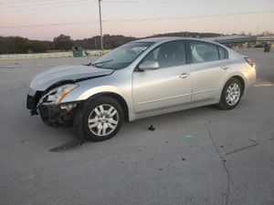 Nissan Altima BASE 2.5L 4 2010