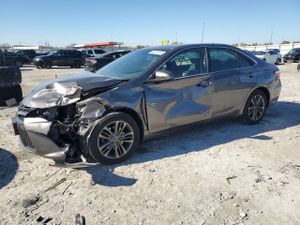 Toyota Camry LE 2.5L 4 2015