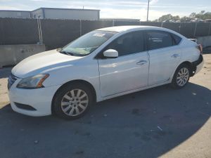Nissan Sentra S 1.8L 4 2015