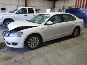 Volkswagen Passat S 2.5L 5 2013