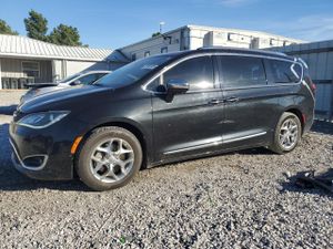 Chrysler Pacifica LIMITED 3.6L 6 2017