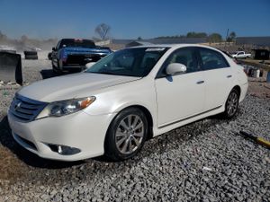 Toyota Avalon BASE 3.5L 6 2011