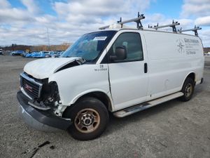 GMC Savana G2500 4.8L 8 2015