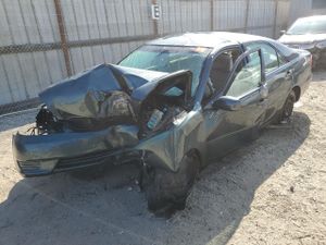 Toyota Camry LE 2.4L 4 2005