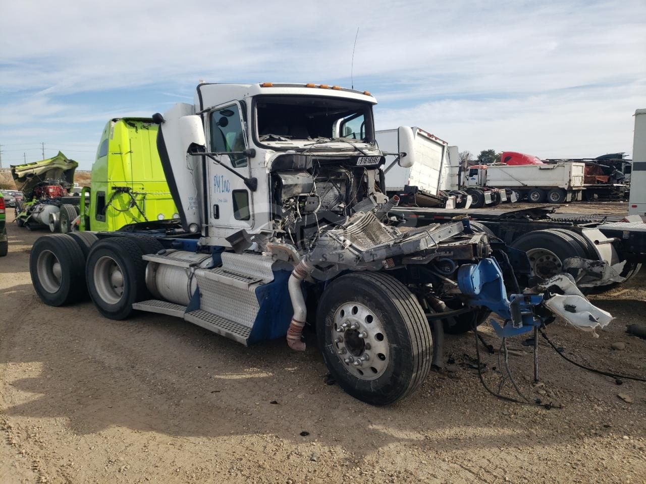 Kenworth T-series T660 15.0L 6 2011
