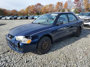 Toyota Corolla CE 1.8L 4 2001