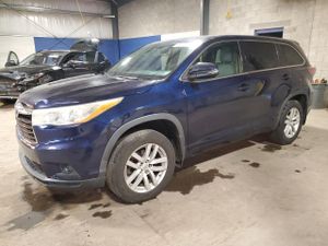 Toyota Highlander LE 3.5L 6 2014