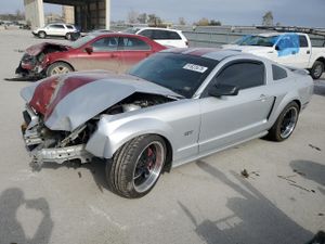 Ford Mustang GT 4.6L 8 2006