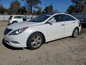 Hyundai Sonata SE 2.4L 4 2012