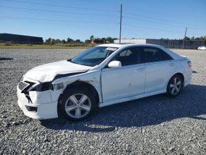 Toyota Camry BASE 2.5L 4 2011