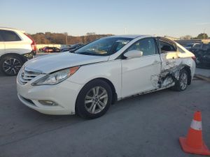 Hyundai Sonata GLS 2.4L 4 2013