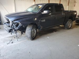 RAM 1500 ST 5.7L 8 2014