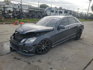 Mercedes-Benz E 550 5.5L 8 2011