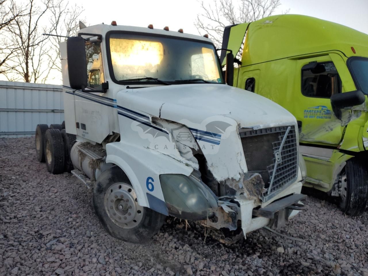 Volvo VNL VNL 6 2005
