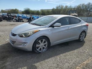 Hyundai Elantra GLS 1.8L 4 2013