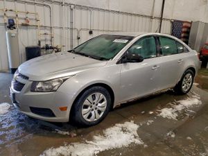 Chevrolet Cruze LS 1.8L 4 2014
