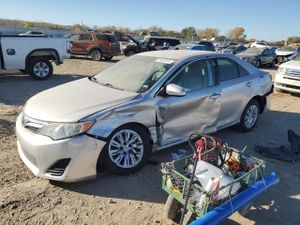 Toyota Camry L 2.5L 4 2013